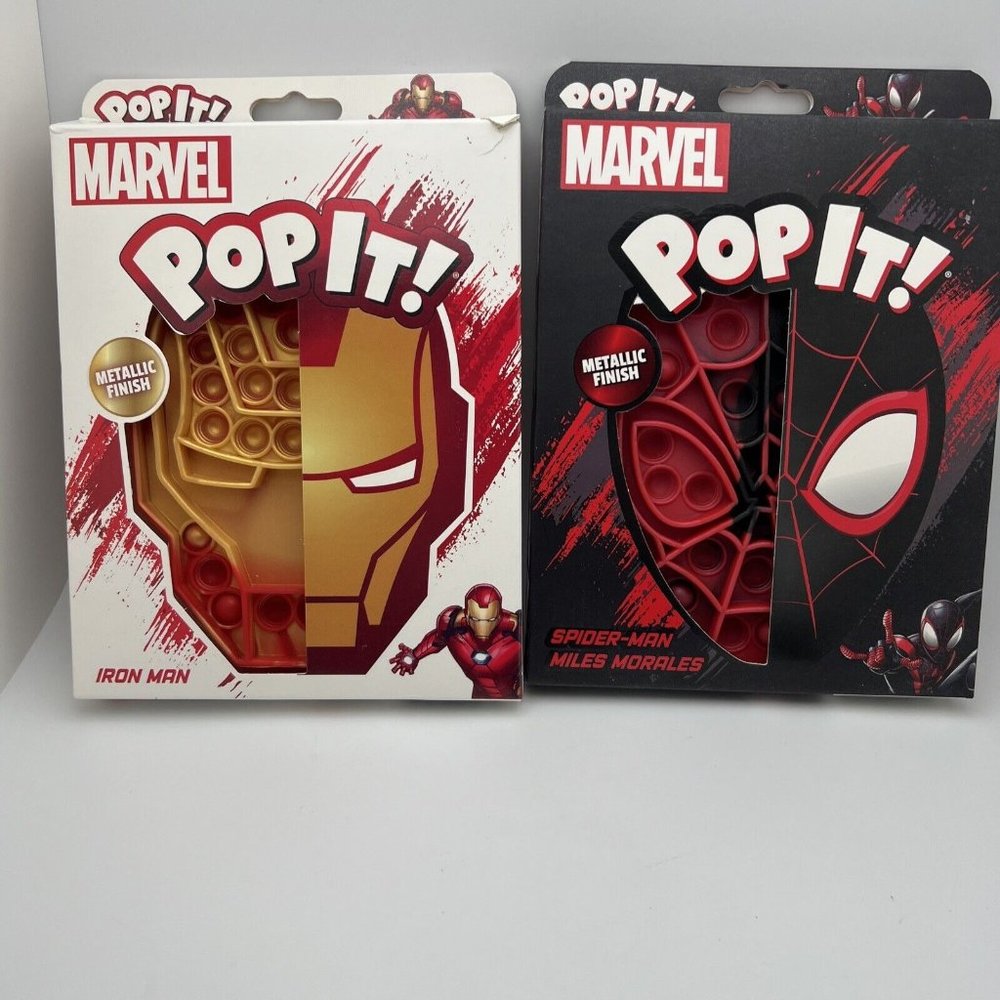NEW Buffalo Games Marvel Pop It! Spiderman or Ironman Metallic Finish Popit. G22